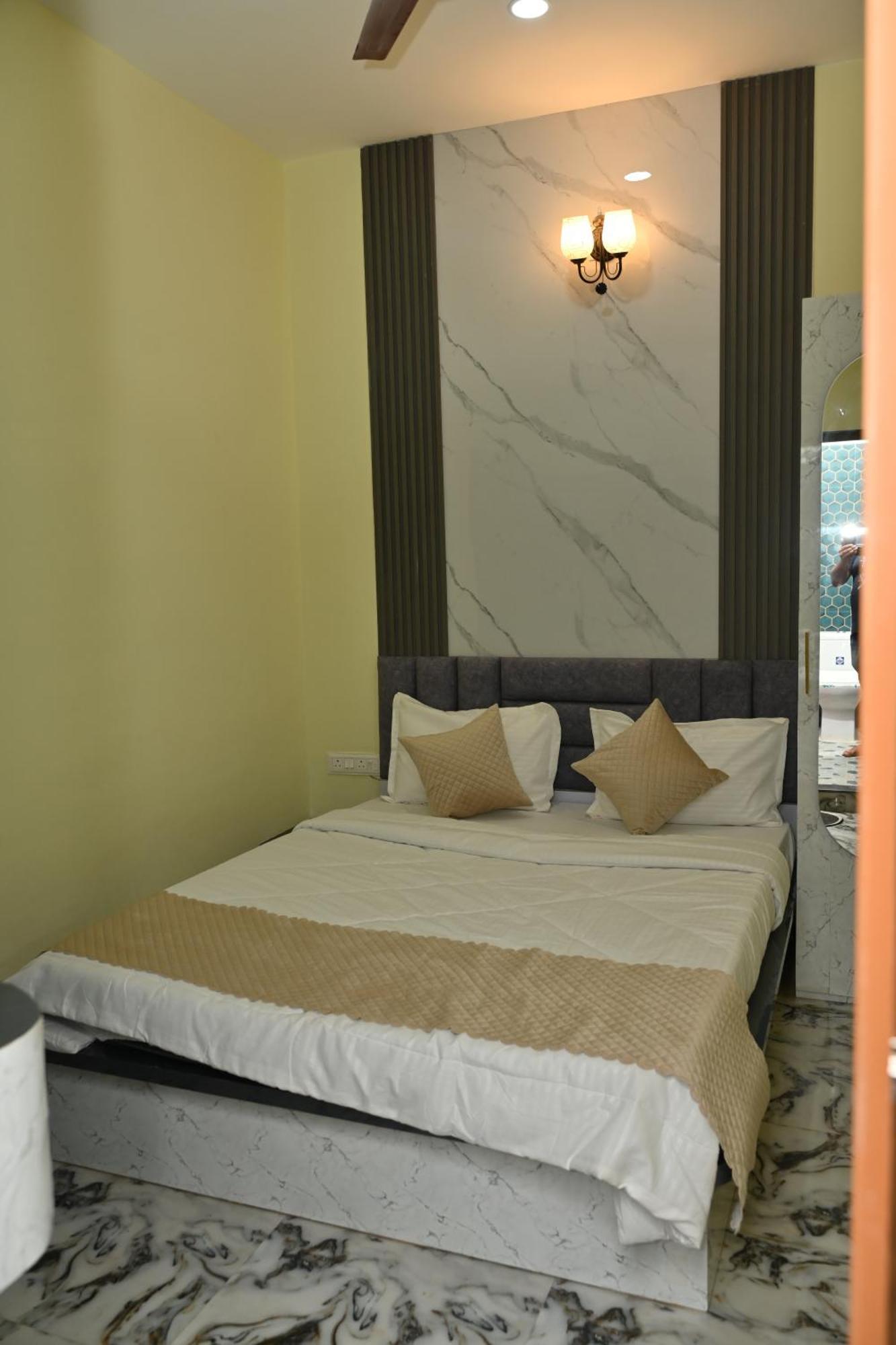 The Vintage Plaza Hotel Baripada Exterior photo