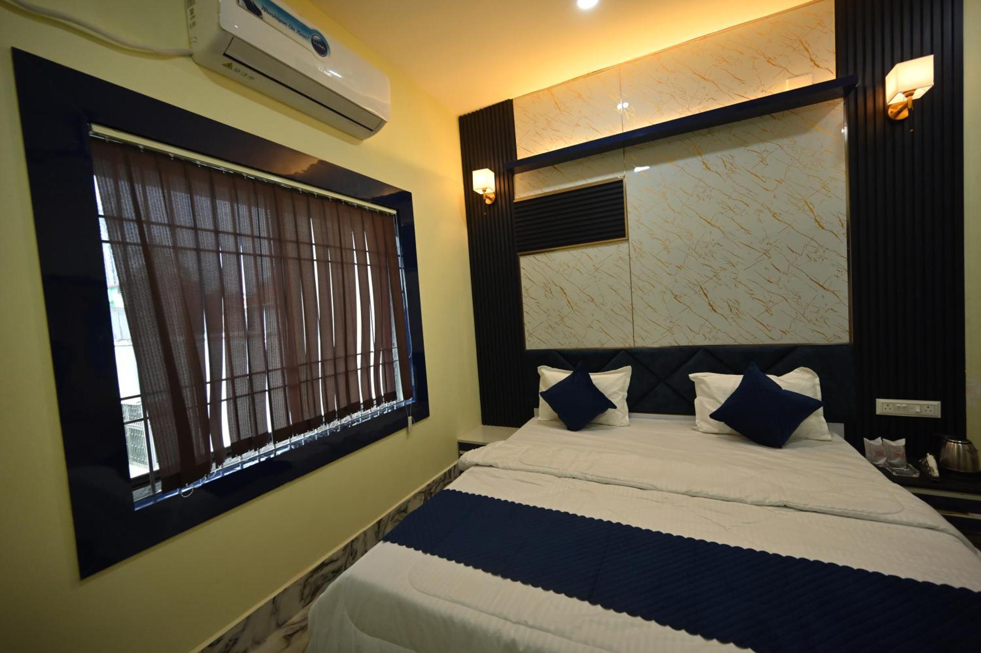 The Vintage Plaza Hotel Baripada Exterior photo